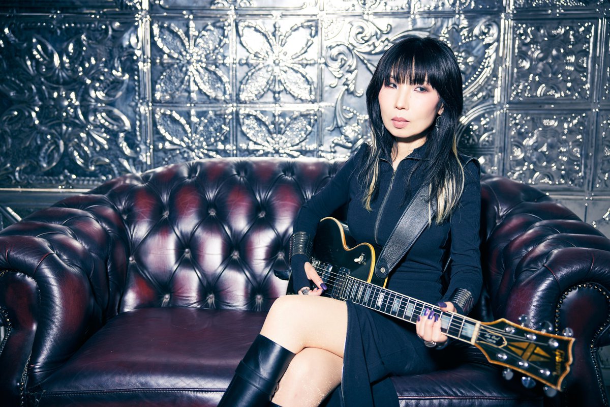 Borisheavyrocks's tweet photo. Wata was selected #92 in the ranking
Thanks to all of you. 

Wataがこちらのランキングの92位に選出されました。
ありがとうございます。

The 250 Greatest Guitarists of All Time

BY ROLLING STONE https://t.co/b5kqb6cAQe