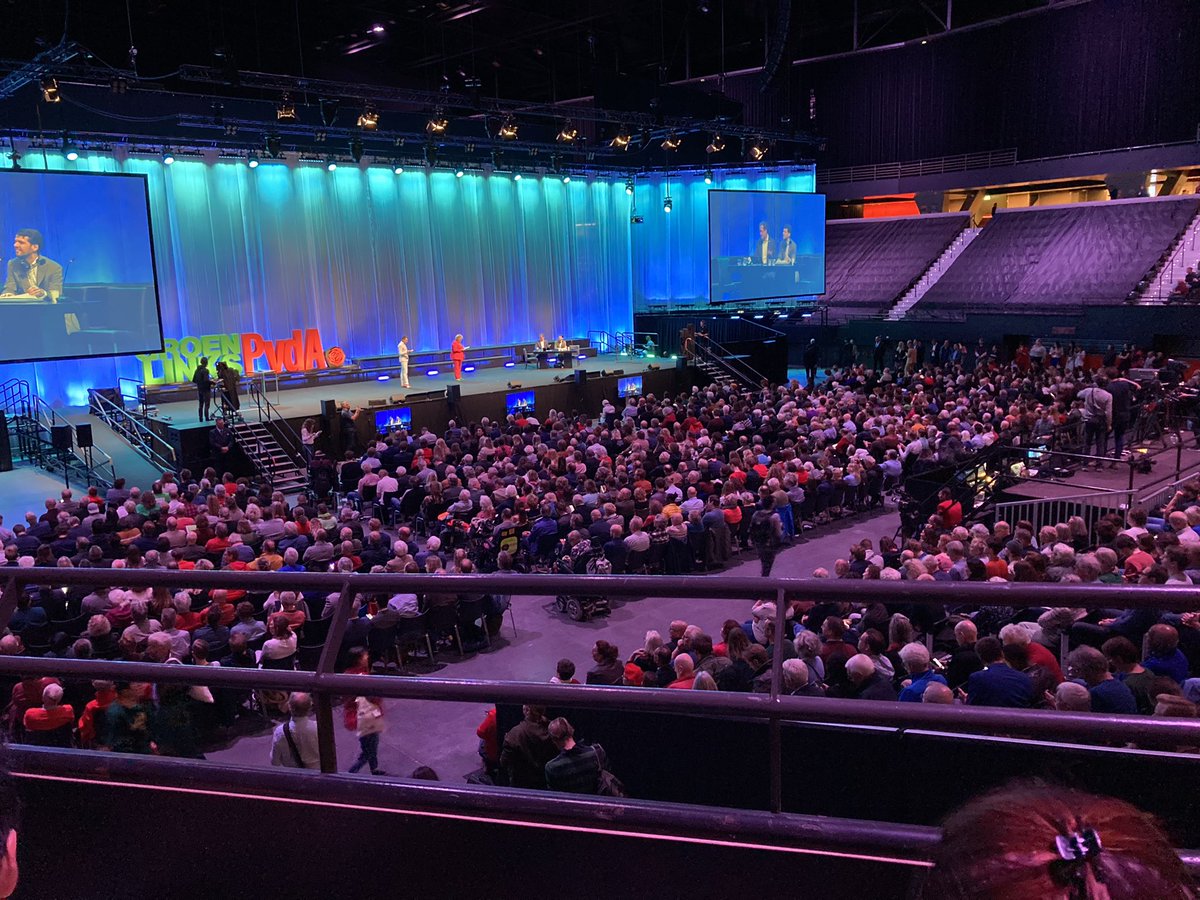 Een bijna vol Ahoy op het congres GroenLinksPvdA!