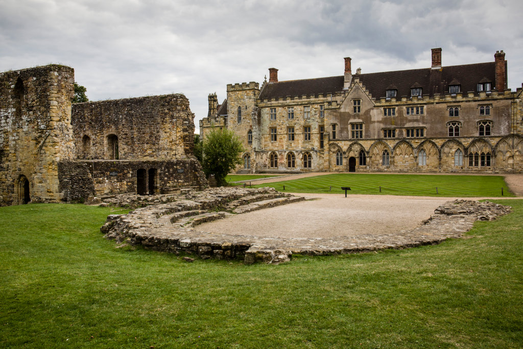 #OTD in 1066, William the Conqueror defeated the army of King Harold of England in one of the most famous battles in history: the Battle of Hastings ⚔️

Find out what happened next ➡️ bit.ly/3M0OGkS

📍 Battle, East Sussex