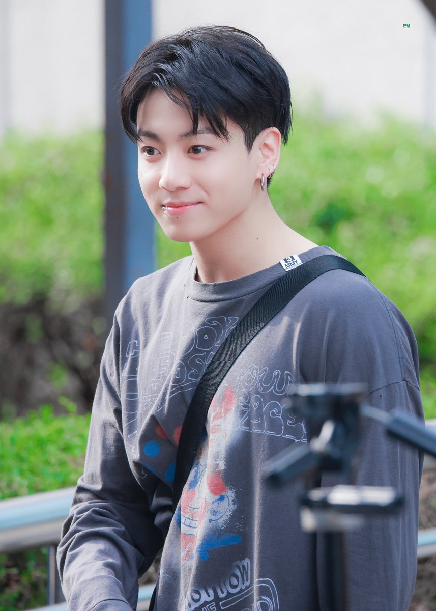 안녕.97 tweet media
