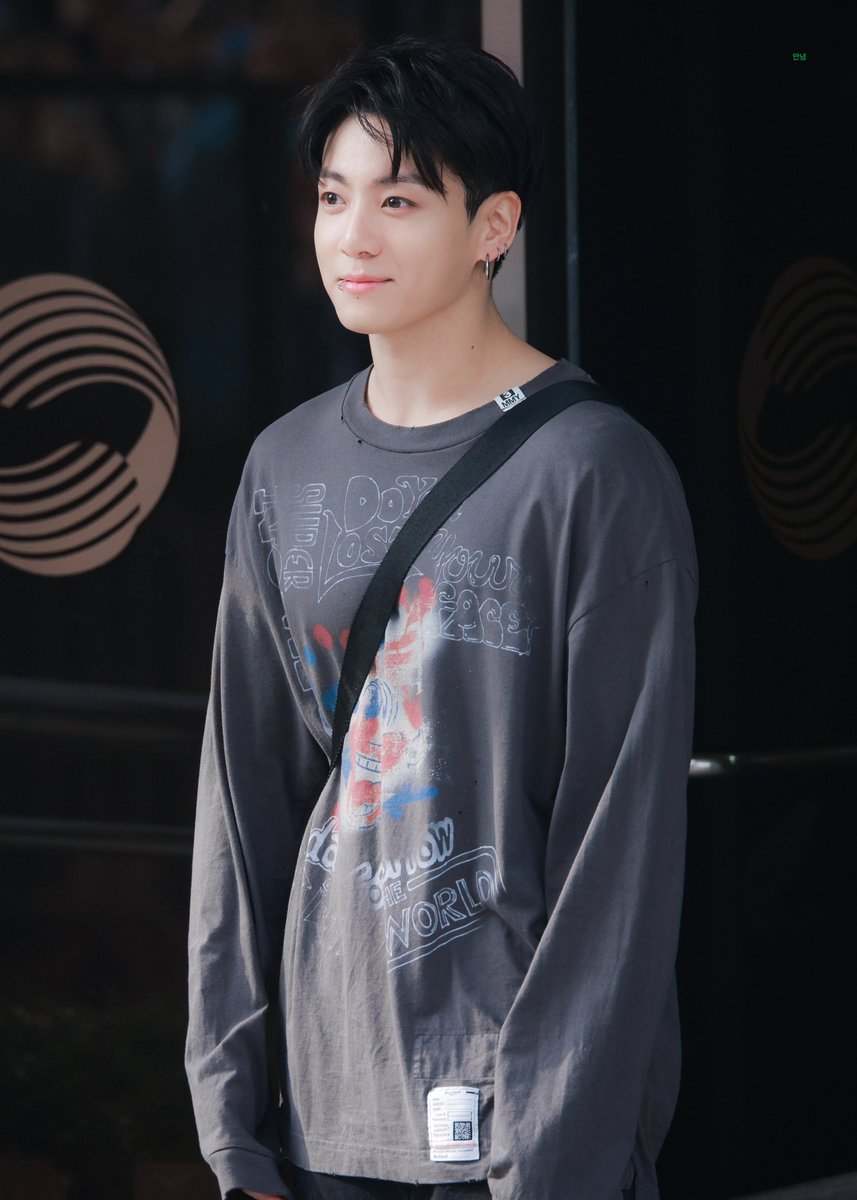 231013 
#전정국 #정국 #JUNGKOOK #JK #방탄소년단 #BTS <a href="/BTS_twt/">방탄소년단</a>