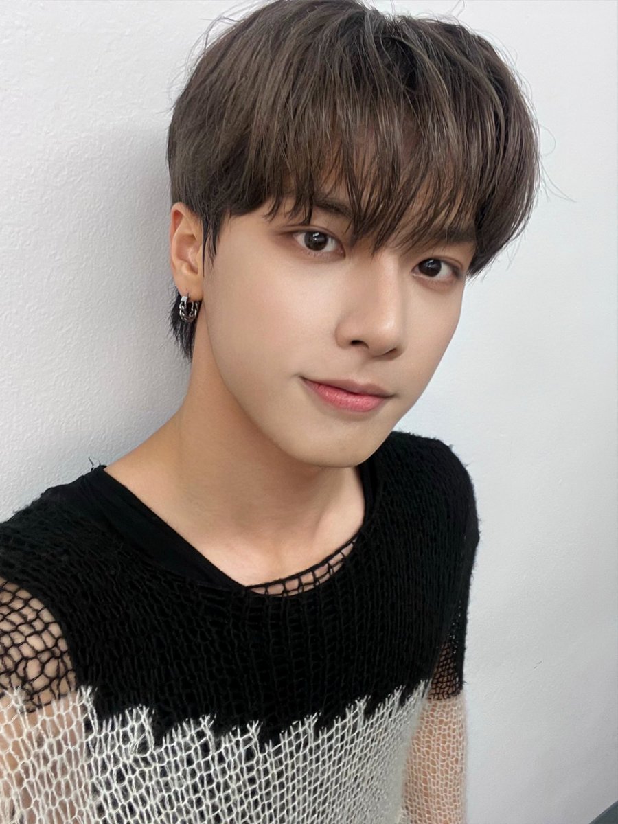 tan__official_'s tweet photo. [#재준] I had a lot of fun thanks to Soda while I was in America :) Let’s be happy for a long time to come ❤

#티에이엔 #TAN #JJ_FILM https://t.co/inhpHK4J3A