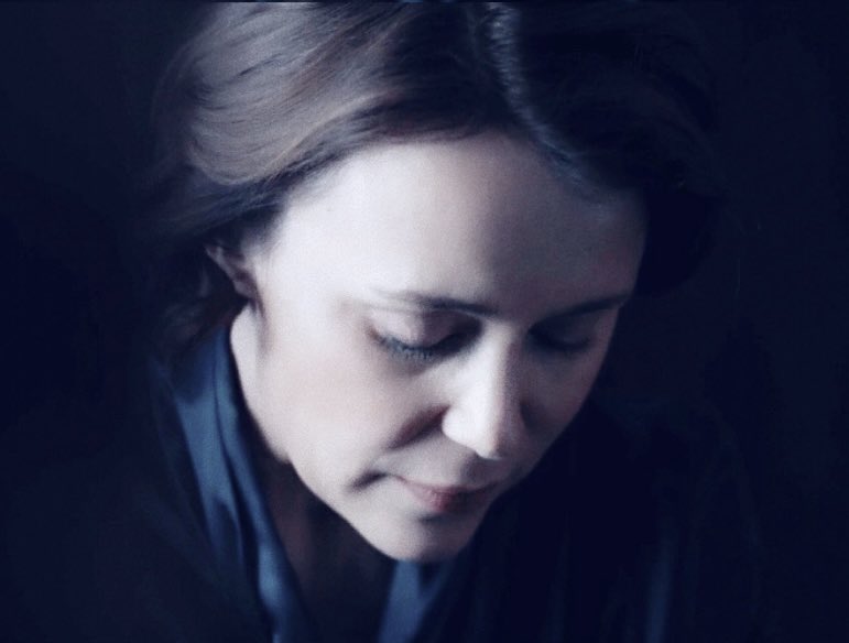 ccmilk6's tweet photo. 𝐂𝐨𝐦𝐞 𝐛𝐚𝐜𝐤 ?🥹

#KeeleyHawes 
#bodyguard
#OrphanBlackEchoes 
#JuliaMontague https://t.co/utmpZ2wiUw
