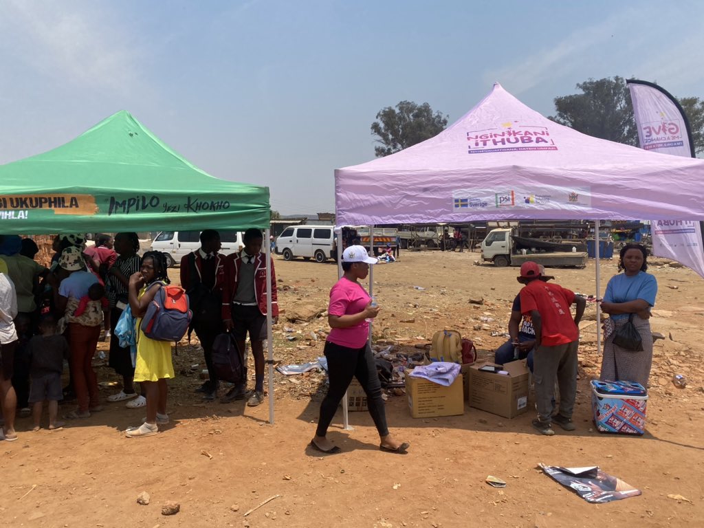 MwanasikanaW's tweet image. Yesterday Mwanasika Wanhasi held a health fair in collaboration with other stakeholders also commemorating the International Day of the Girl Child which was on the 11th of October 2023.

@Saywhat
@AmplifyChange
@LADEVZIM