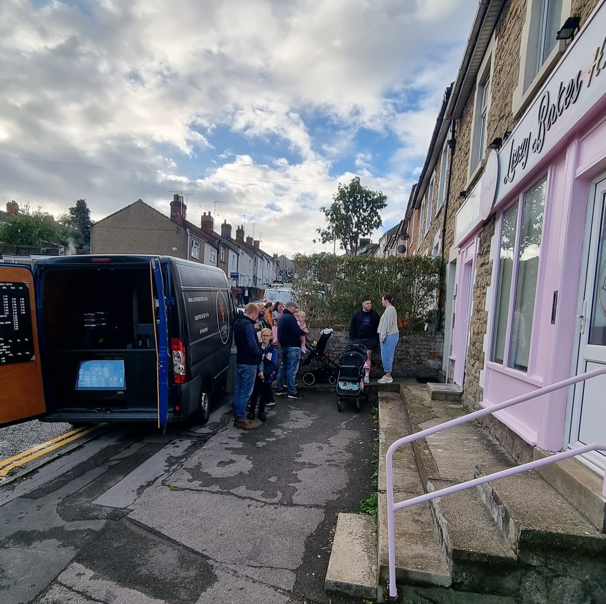 Come down for a coffee and cake at Lizzy Bakes opening day on Eastcott Road, Old Town, Swindon.
Saturday and Sunday 9am - 3pm