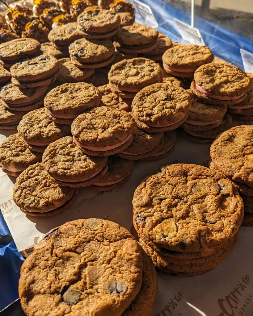 N E W P O R T  F O O D  F E S T I V A L

We're ready for you and what a glorious day we have for it...

We are located at the bottom of High Street opposite the entrance to HSBC.

We have something for everyone including plant based options

#newport #newportfoodfestival
