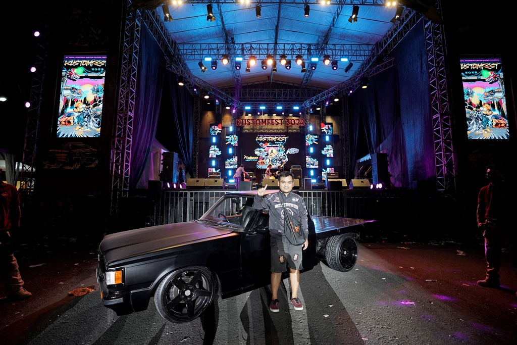 KUSTOMFEST tweet media