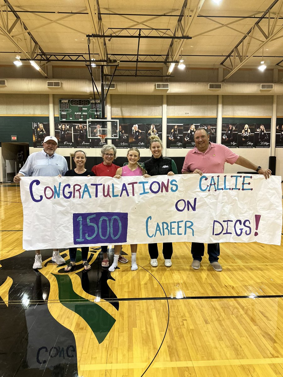 HUGE shout out to Callie Krueger for achieving her 1,500 career dig tonight! Amazing rally when she achieved it, and super amazing accomplishment. We could mot be more proud of you sweet girl. Keep working! Let’s GO 💚🐺#CPProud #TheStandard #ForthepackWiththepack @CPHS_TWolves