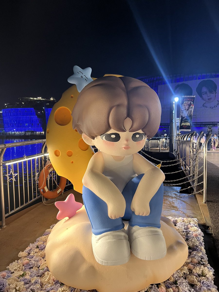 goldstar316's tweet photo. 지민이의 생일을 오랜만에 함께 했습니다.
그간의 혐생에 숨통이 트이는 느낌
역시 함께하니 행복하고 기쁘네요🥰
부디 행복한 생일 주간이 되길🥳
준비해 주셔서 감사합니다🙏

@JIMINMoonRising
#HAPPYJIMINSEOM
#ARTEMISJIMINDAY https://t.co/5RfOn7VG09