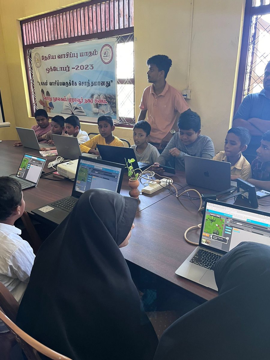 stemuplk's tweet image. CoderDojo @ Eravur Public Library, Baticaloa District - October, 2023
#lka #codeorg #CoderDojo #SLTMOBITEL #STEMUP