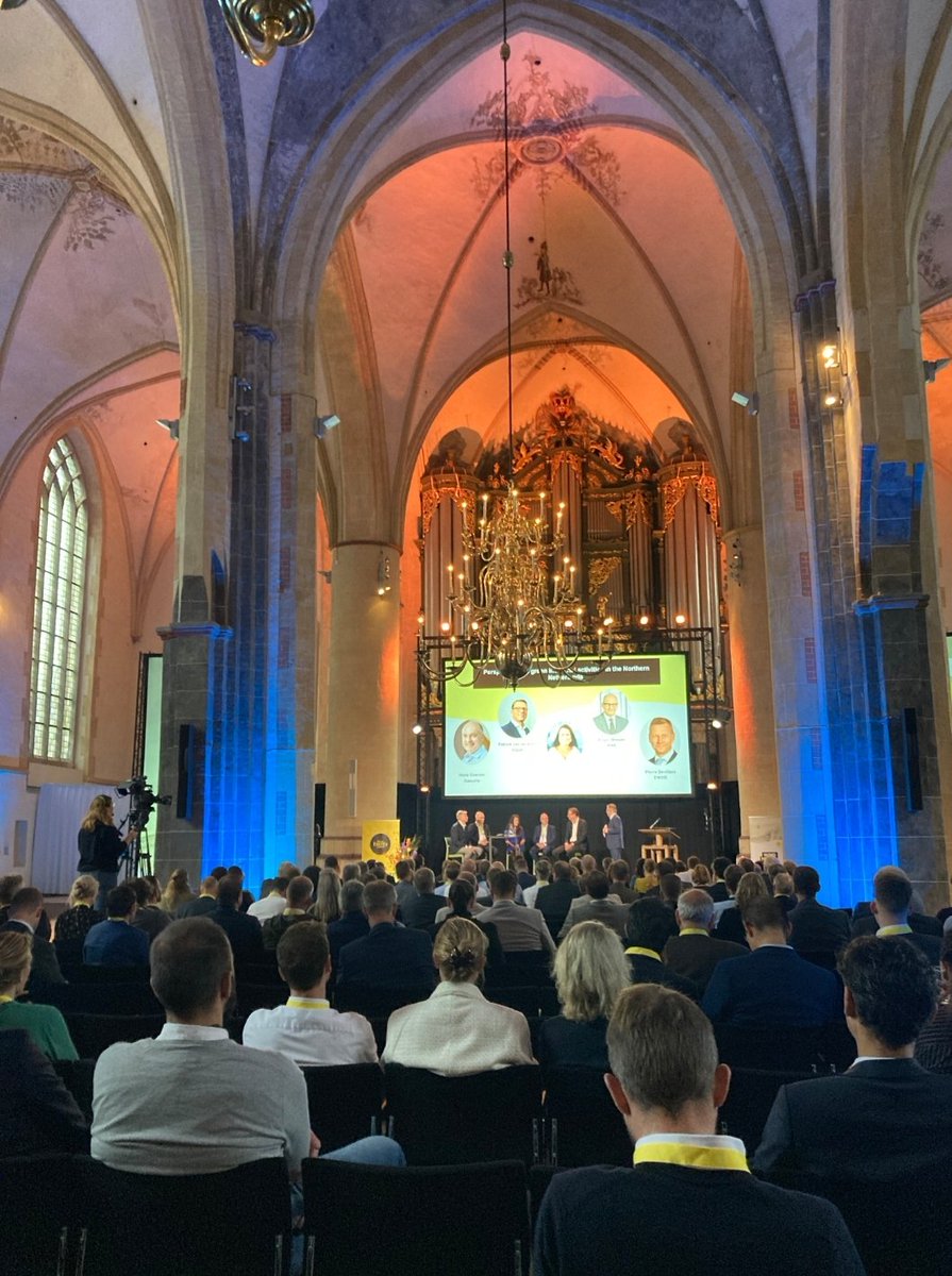 beneluxunion's tweet photo. De recente Benelux #waterstof studie https://t.co/V4DWeBQ22I werd gepresenteerd op #WindmeetsGas conferentie in Groningen door directeur J. Molema in panelgesprek regionale energiesamenwerking.#Benelux en buurregio's spelen cruciale rol in de transitie groene waterstofeconomie. https://t.co/frDHSxxLeN