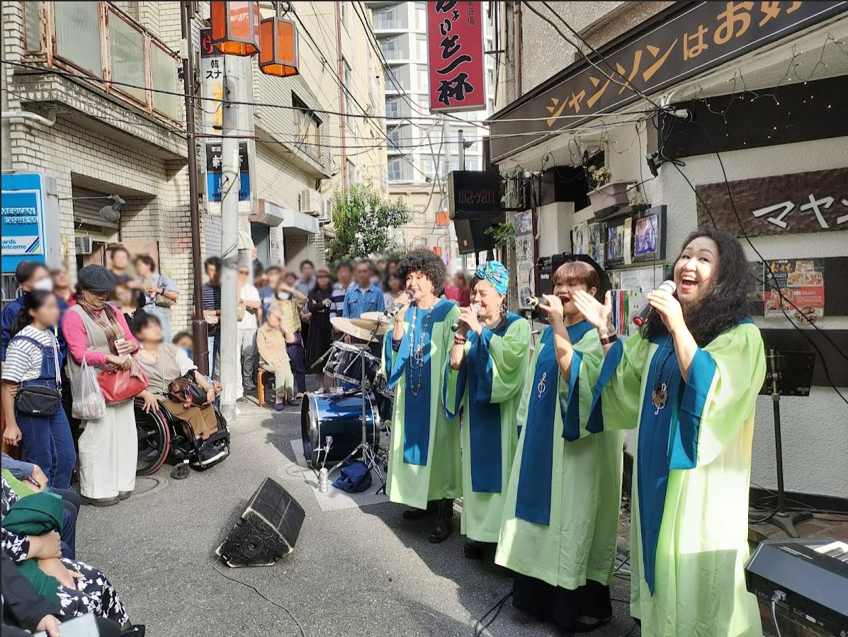 h_moonroad's tweet photo. ゴスペル。COCORO*COさん。 (M) ##ムーンロード #秋まつり #東中野 #ココロコ https://t.co/WSuXujnQ5M