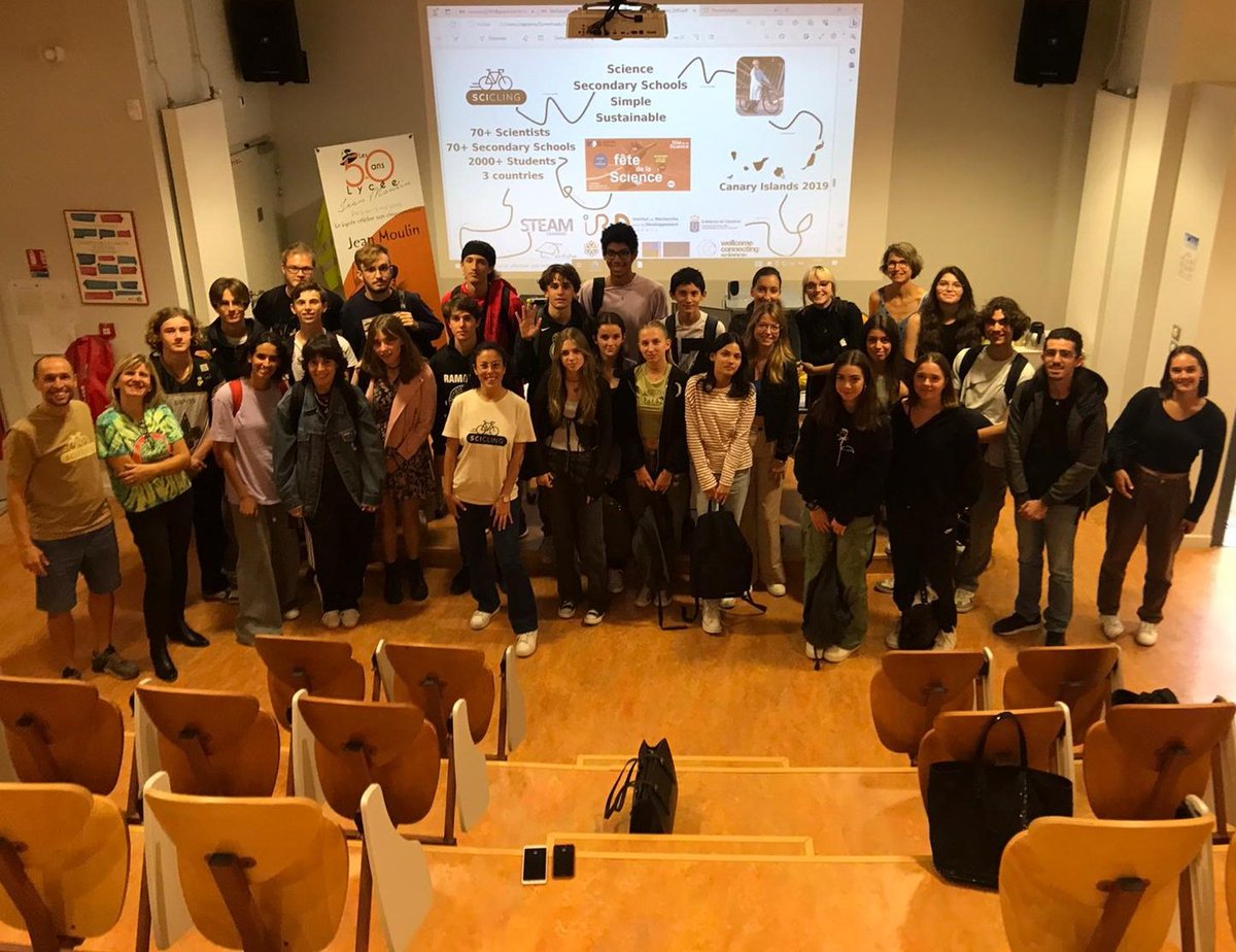 A day dedicated to public engagement! <a href="/Scicling/">Alejandro Marin Menendez</a> project is this year in the program of #fêtedelascience: 15 <a href="/ird_fr/">IRD.fr</a> scientists went by bike to highschools to discuss about research with students. Alex and I went to Pézenas and cycled for 106 km, I didn't know I could do it 🚲🧬🌟