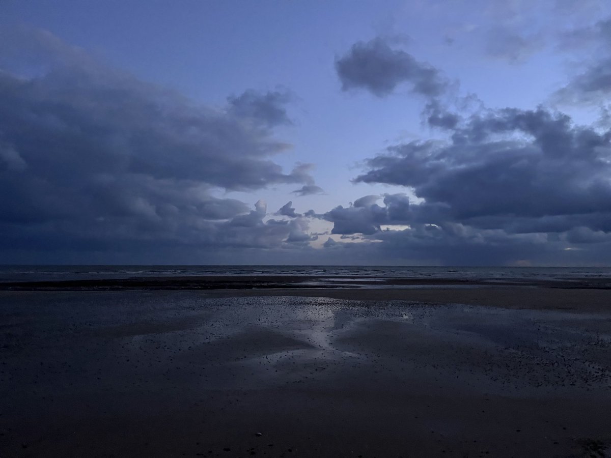 Daniela_BORS's tweet photo. When in #Normandy https://t.co/CFqHtushSD