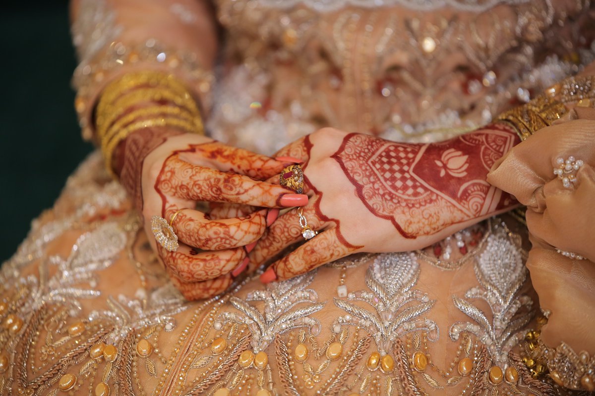 NisaSplendour's tweet photo. (031) Nisa Splendour
نساء سپلینڈر سے شادی کے موقع پر اپنی مرضی کا ڈیزائن بنوائیں۔
Customize Your Perfect Mehndi with Nisa Splendour
0333 5676080
Looking to adorn your hands and feet with the most beautiful mehndi designs? Look no further than Nisa Splendour! With Nisa Splendour. https://t.co/YHzM1Q1ZlW