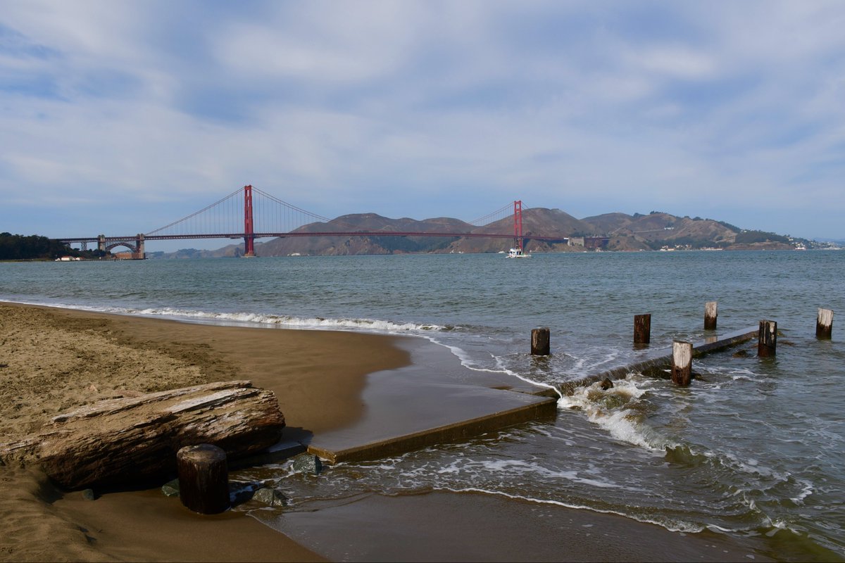 VincentLeble's tweet photo. Le Golden Gate vue depuis la plage de Crissy Field. https://t.co/lrsR2BgIFB