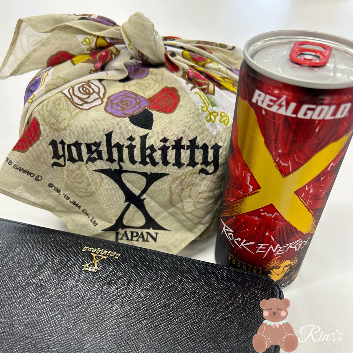 S_XJAPAN_RIN's tweet photo. 🍁10月14日🍁只今起床から12時間後🤩
ようやくランチタイム🍙を迎えております😂💖今日ほど #RealGoldX がありがたいと思った日があるだろうか?今日に限って忙しい💦後半も頑張ろ〜🔥🔥🔥
#Yoshiki #TeamYoshiki
#YOSHIKICLASSICAL https://t.co/XiaZjdzUrg