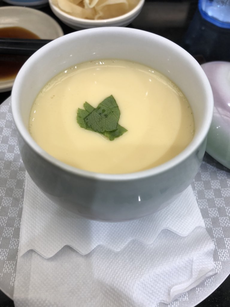 TAHARARINA's tweet photo. ひとり寿司🍣 最高すぎる💗🥺 https://t.co/A3InXiMJlX