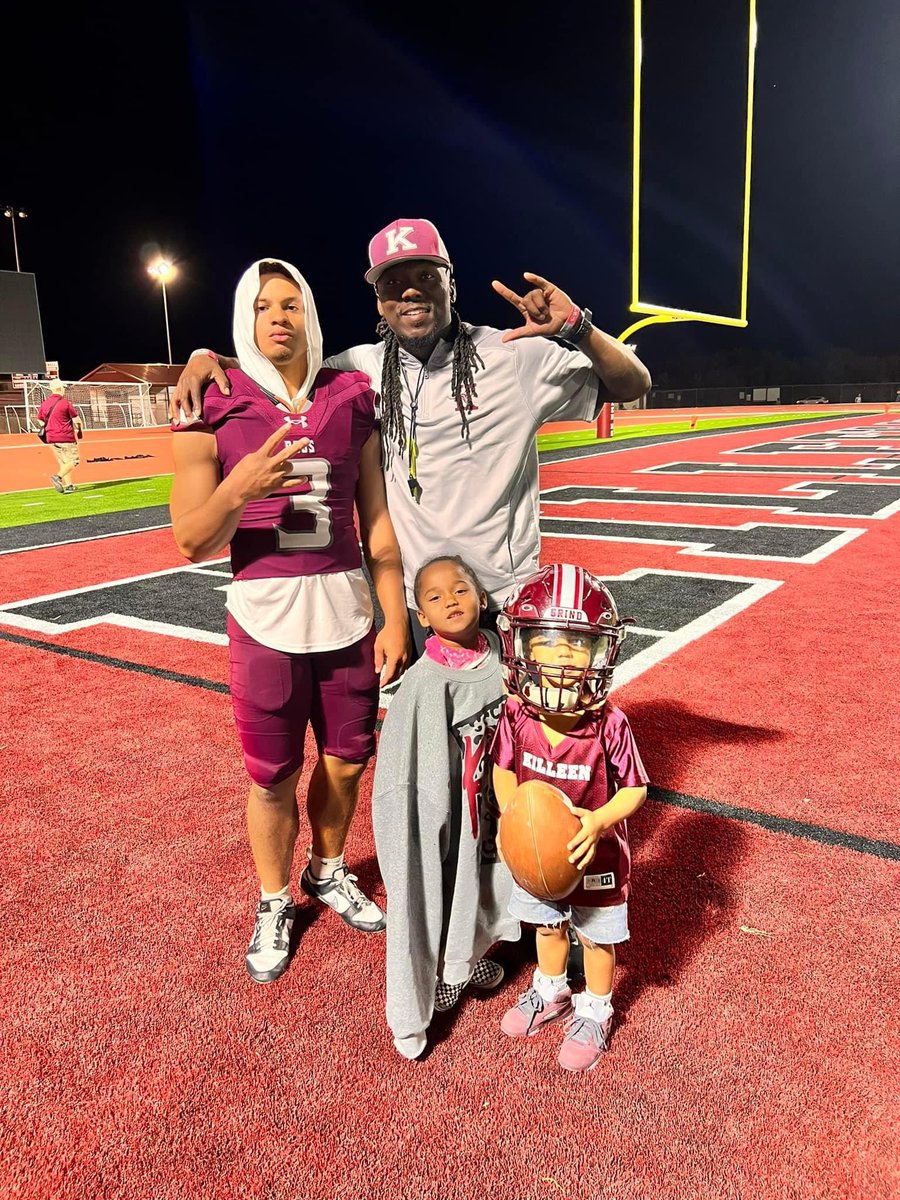 Proud of the Roos and my guy <a href="/RodNorman03/">Roderick Norman II</a>! 10 yard scramble for a TD to secure the win over Ellison in the 2nd OT! Roos Win 34-28! #GRIND #FEAR #FAMILY