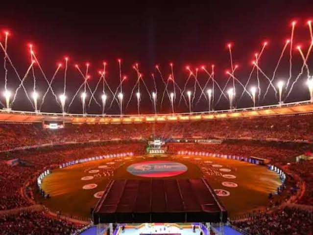 UsmanPatel13's tweet photo. Opening Ceremony 🎑 Before Pakistan vs India Clash 🤝

#pakistanvsindia 
#WorldCup2023 
#PakistanCricketTeam https://t.co/0tXbqr6VVI