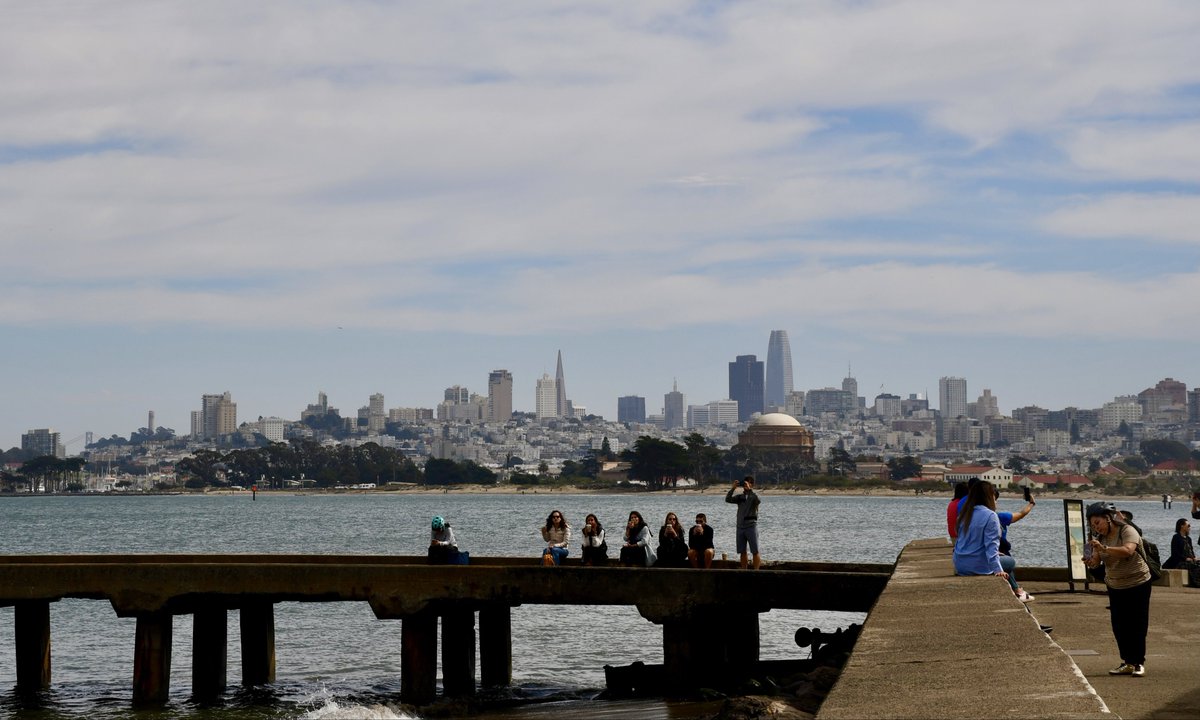 VincentLeble's tweet photo. La Skyline de San Francisco vue depuis Torpedo Wharf. https://t.co/MvwuSnNqB9