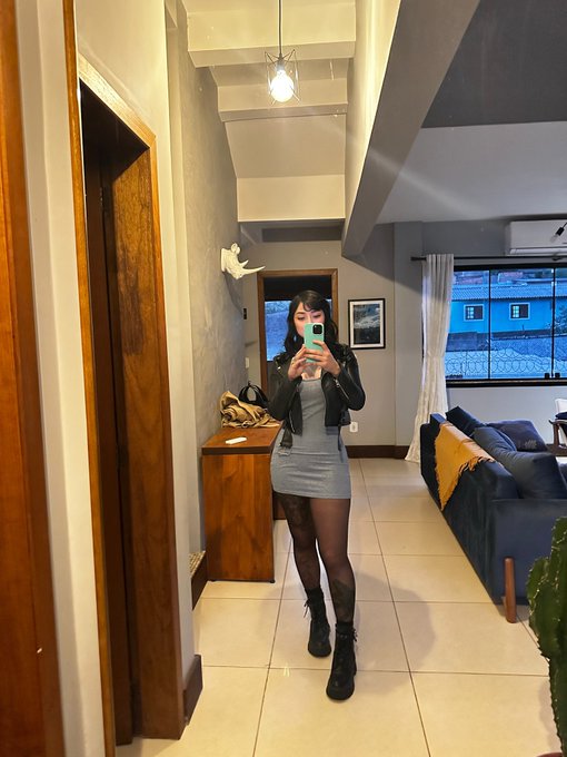 Look de ontem 🥹 https://t.co/acjTbmf6xt