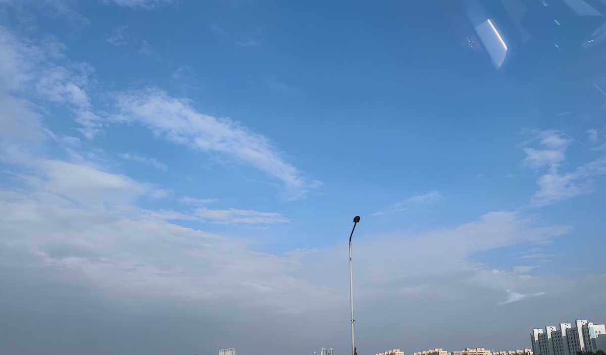 xunhuas's tweet photo. 231014 Sehun 🧼💌💭

“*sends a photo 📸*” https://t.co/BkM0P5avaF