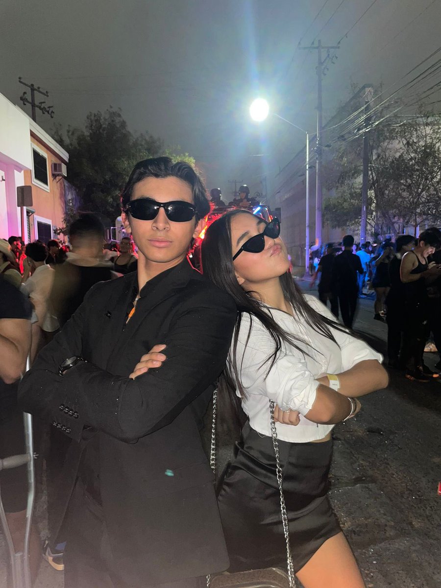 Pauchis y yo MIB’s