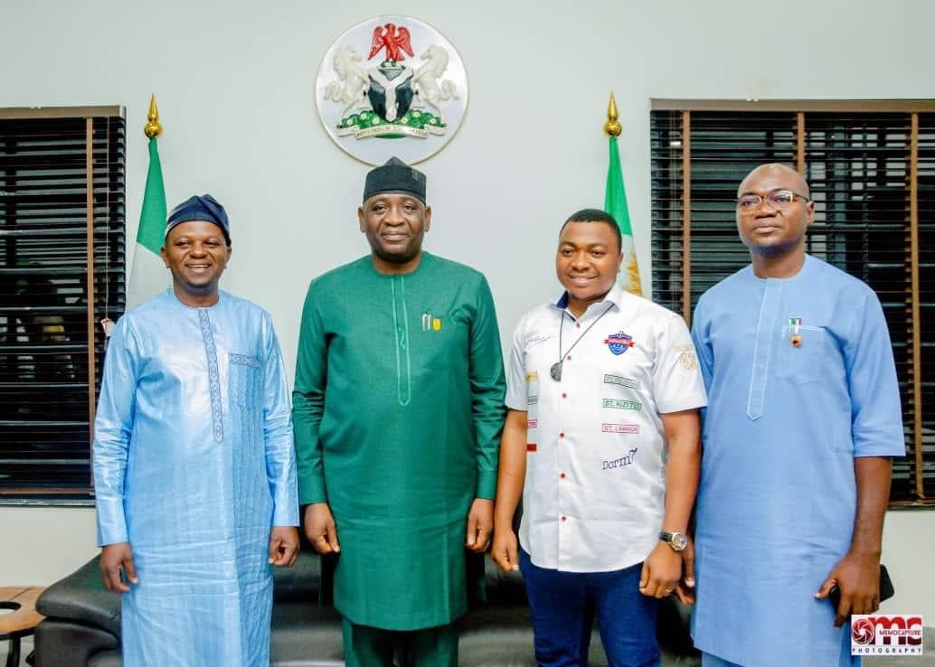 Arrived Makurdi Friday 13th October, 2023 to a warm reception at toll gate by Commissioner for Water Resources and Climate Change Mr Odoh Ogwu, top Government functionaries as well as officials of the APC. 
Thereafter, welcomed by the Deputy Governor
<a href="/BarrSamode/">Barr. Sam Ode, mni</a>
JTU