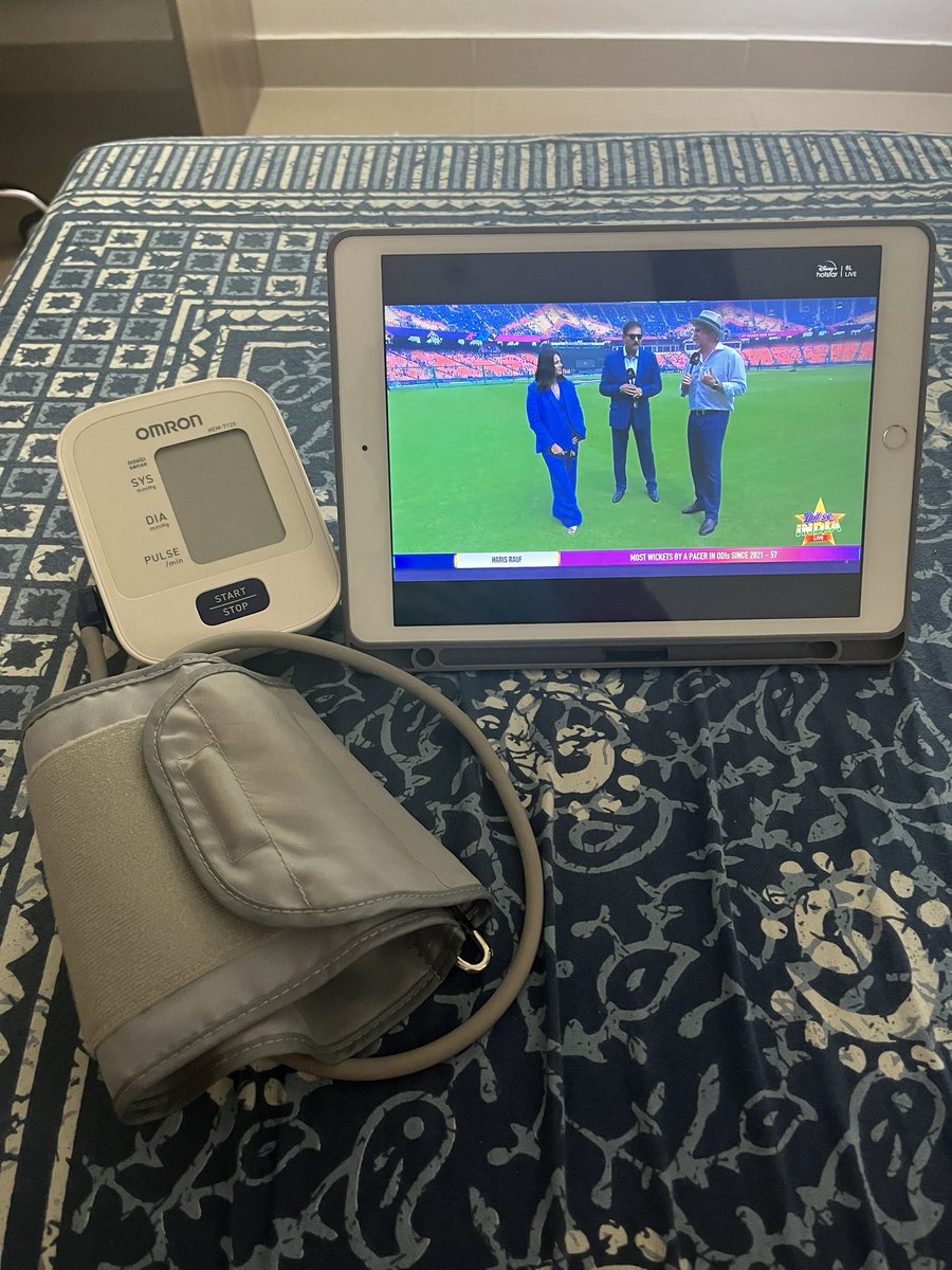VishalDayama's tweet photo. setting up my equipments for today’s match 👍 https://t.co/R3zq0DEii9