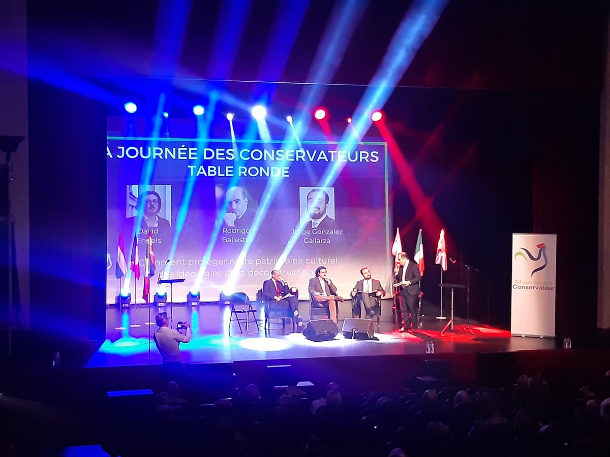 EuroConOfficial's tweet image. How to protect our cultural #heritage from ideologies of #deconstruction? 
Round table with @rodballester @DavidEngels12 @JorgeGGallarza, 3 faithful @EuroConOfficial contributors! #journeedesconservateurs