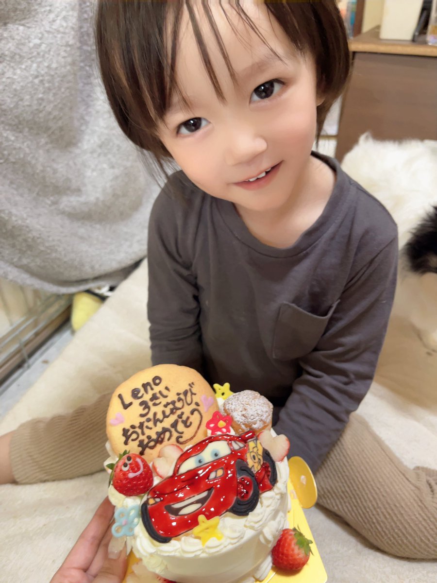 _58l0l2_'s tweet photo. 3歳おめでと🤍れのくん🤍
毎日愛してるが更新されるよ🥺🩷 https://t.co/xbYTrSogk4
