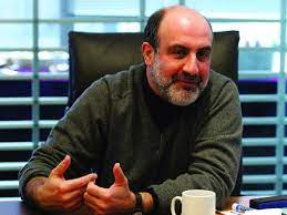 glocaladvisor's tweet image. #blackswan #nassimnicholastaleb #riskengineering #uncertainity #probability #financialcrisis
Nassim Nicholas Taleb, the man who foresaw the 2008 crash, has another prophecy on the cards
Read the post for more info
linkedin.com/feed/update/ur…