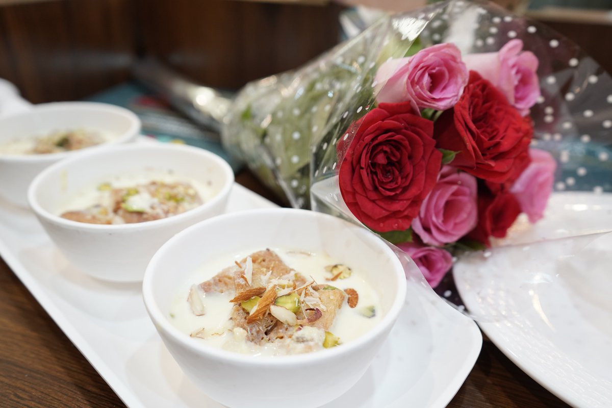 khwanajof's tweet image. KHWAN :- WE SERVE YOUR HUNGER
SERVING YOU 
Visit Now :- thekhwan.com
#delicious #Mughlaifood
#Awadhifood
#Hyderabadifood
#FamilyRestaurant
#MumbaiRestaurant
#Eatingout