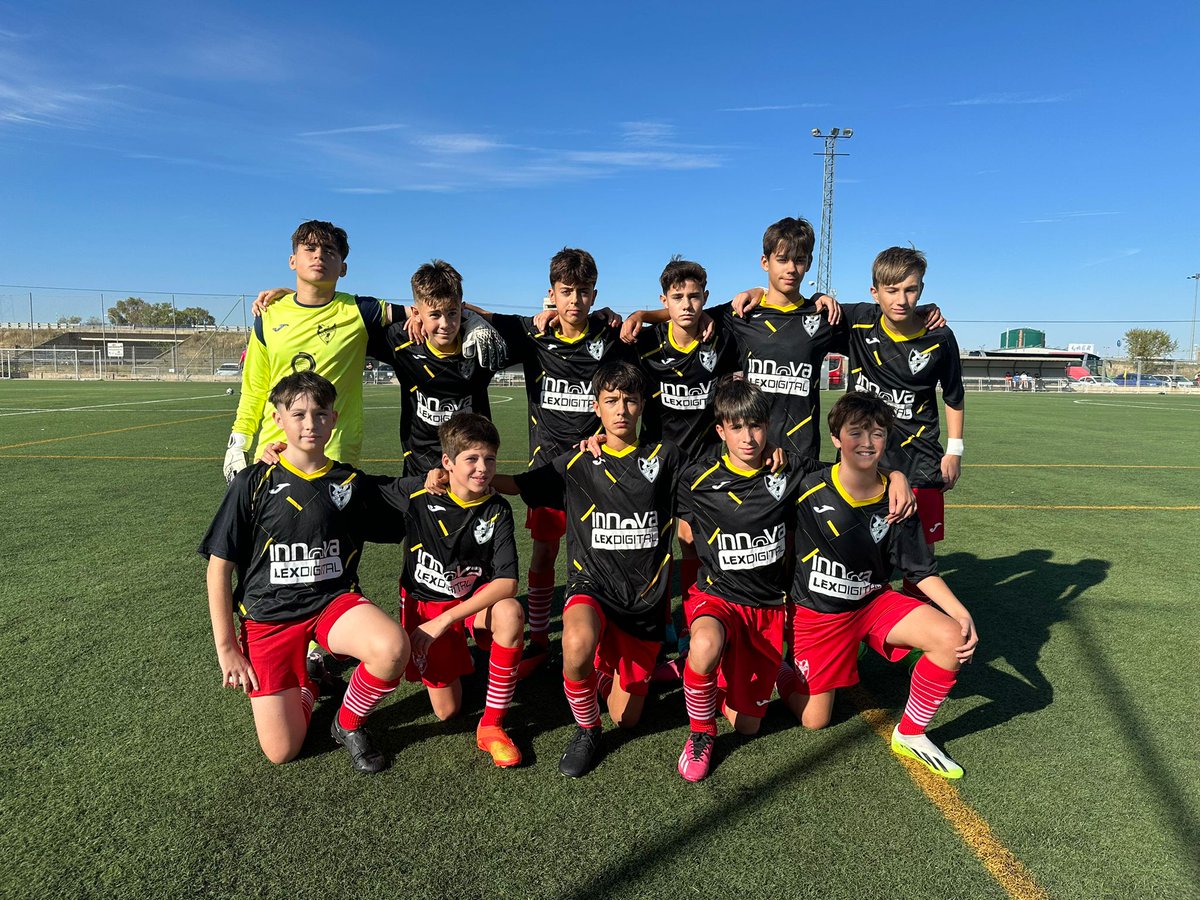 cdburgales's tweet photo. Nuestro Infantil B ALARWOOL se enfrenta al Burgos CF a las 17.00 hrs en PALLAFRIA. Fuerza y energía para el equipo. 
@cdburgales 
@Burgos_CF 
@jesus_braceras https://t.co/QbLkE6mba9
