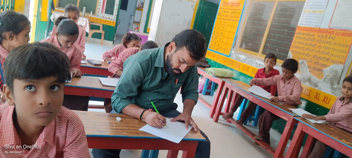 CharuSGarg's tweet image. Mission Shakti 
#Rally #Postermaking @PSKAIMAI @DEWABARABANKI
#MissionShaktiUP
@basicshiksha_up @bharat_nipun @R_ShivamP @AkhileshTi2410