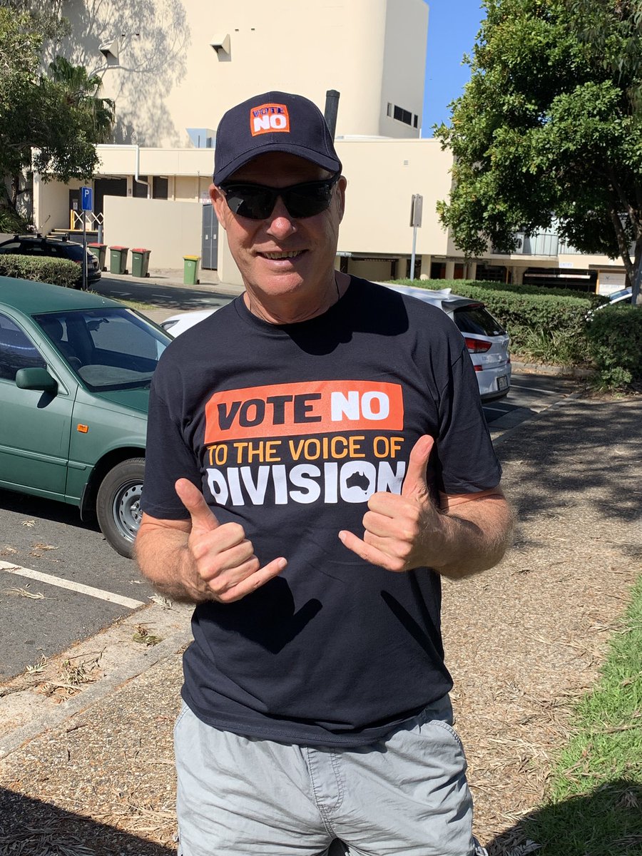 Great day volunteering at Caloundra Community Hall! Both Yes and No volunteers were so friendly. Great to be part of it. 
Hopefully NO gets across the line 👍❤️
#VoteNoAustralia