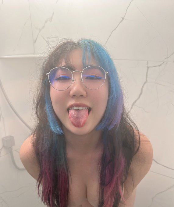 real l3wd hours who up? https://t.co/QizhuG7T40