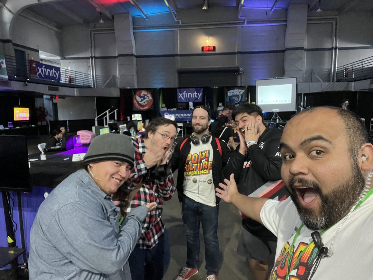 WavesAnotherOne's tweet photo. Don't forget today is meet AnotherOne day at The Big Fresno Fair. Take a picture with me and use #IMetAnotherOne https://t.co/FWshAsBzMl