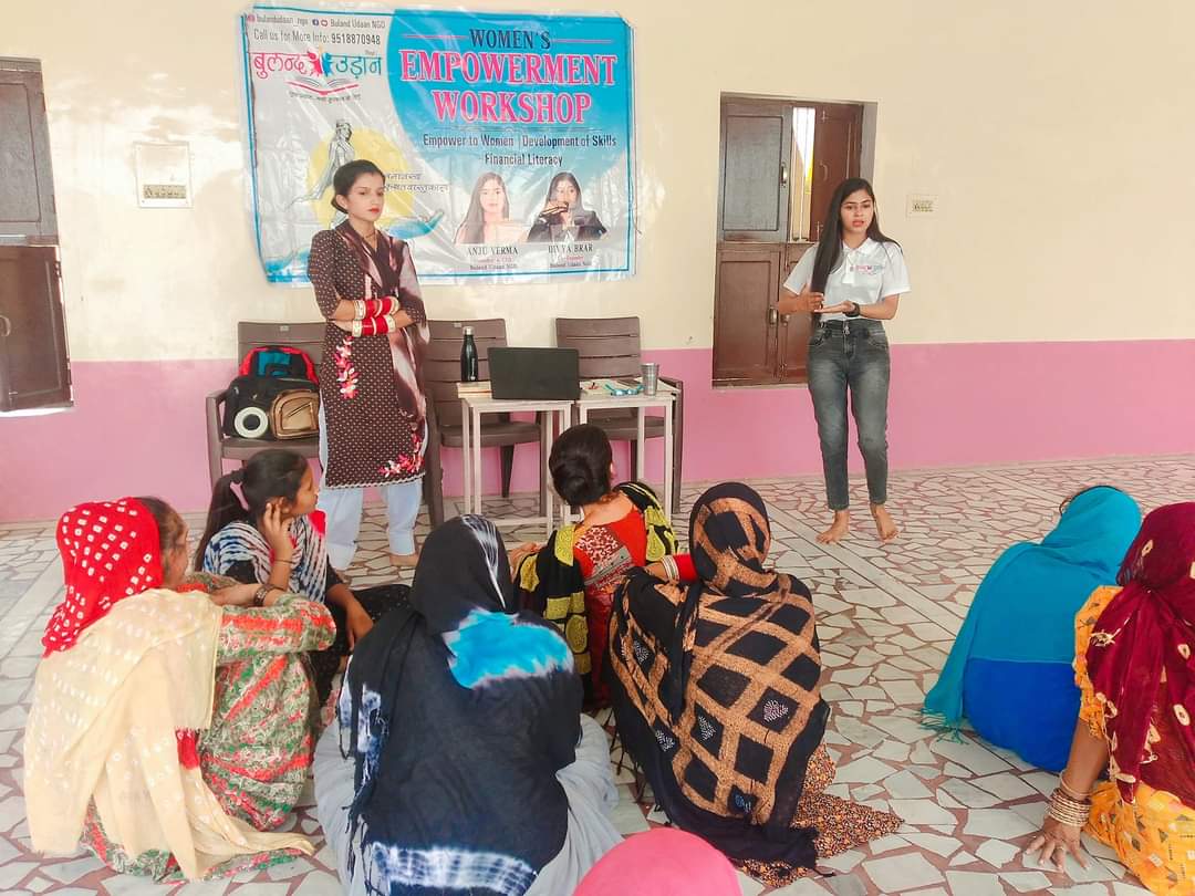 bulandudaanorg's tweet photo. 𝙒𝙤𝙢𝙚𝙣 𝙀𝙢𝙥𝙤𝙬𝙚𝙧𝙢𝙚𝙣𝙩 𝙒𝙤𝙧𝙠𝙨𝙝𝙤𝙥 𝙄𝙣 𝙃𝙖𝙧𝙞𝙥𝙪𝙧𝙖 𝙑𝙞𝙡𝙡𝙖𝙜𝙚
#empowerment #IndiaVsPakistan #empowermentspeaker #empowermentcoaching #empowermentforwomen #youthventure #togetherforever #Talkopenly #socialcause #workshop https://t.co/RFJCyIB0Kd