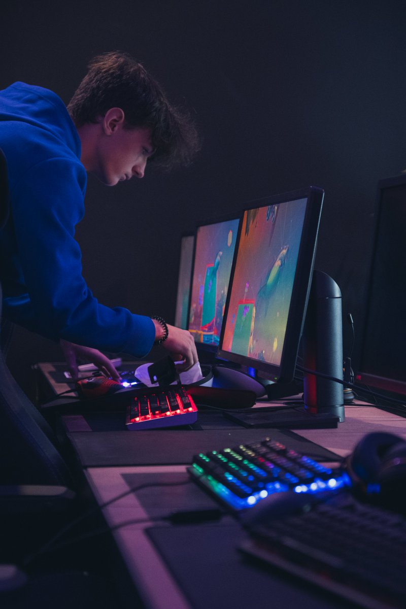 alsa_lan's tweet photo. ✅ Setups installés
Tout est prêt à l'@AlsaceArena pour accueillir les pilotes de la première #SwitchScore !
Dans 1h, les festivités commencent 🔥
Rejoignez nous directement sur place ou sur Twitch !
🎬 https://t.co/cmLO9zqHJ4 https://t.co/xw09eITmZp