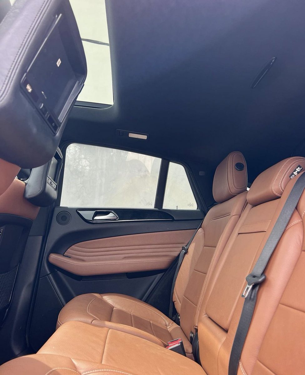 Kinglamarr___'s tweet photo. 2016 Mercedes benz GLE 450 ///AMG
Trims 
White on tan
🏷️: N48m

Contact for details. 
Call or WhatsApp 📞 : 09070116577 for inquiries https://t.co/UeJqiB5uja