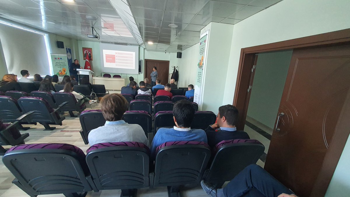 digitalchangeon's tweet photo. Sunumlar icin tesekkur ederiz
Tokat Il Mem - Mustafa Akyuz, Kemal Özlü
@digitalchangeon
#digitalchangeon
@ulusalajans
#ErasmusDays https://t.co/ZekQ87qllX
