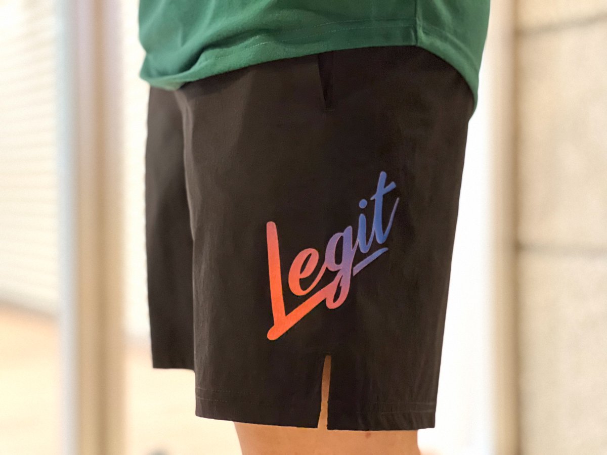 SLAMJAPAN's tweet photo. 【Stayle Sample】 

Tops： @legit_cal 
Cycle L/S
-¥5,900(税込) Lサイズ着用

Pants： @legit_cal 
National Shorts
-7,950(税込) Lサイズ着用

Model：177cm 

#SLAM #SLAM那覇店 #legit #illdome #stylesample #code https://t.co/bHWkHHZrup
