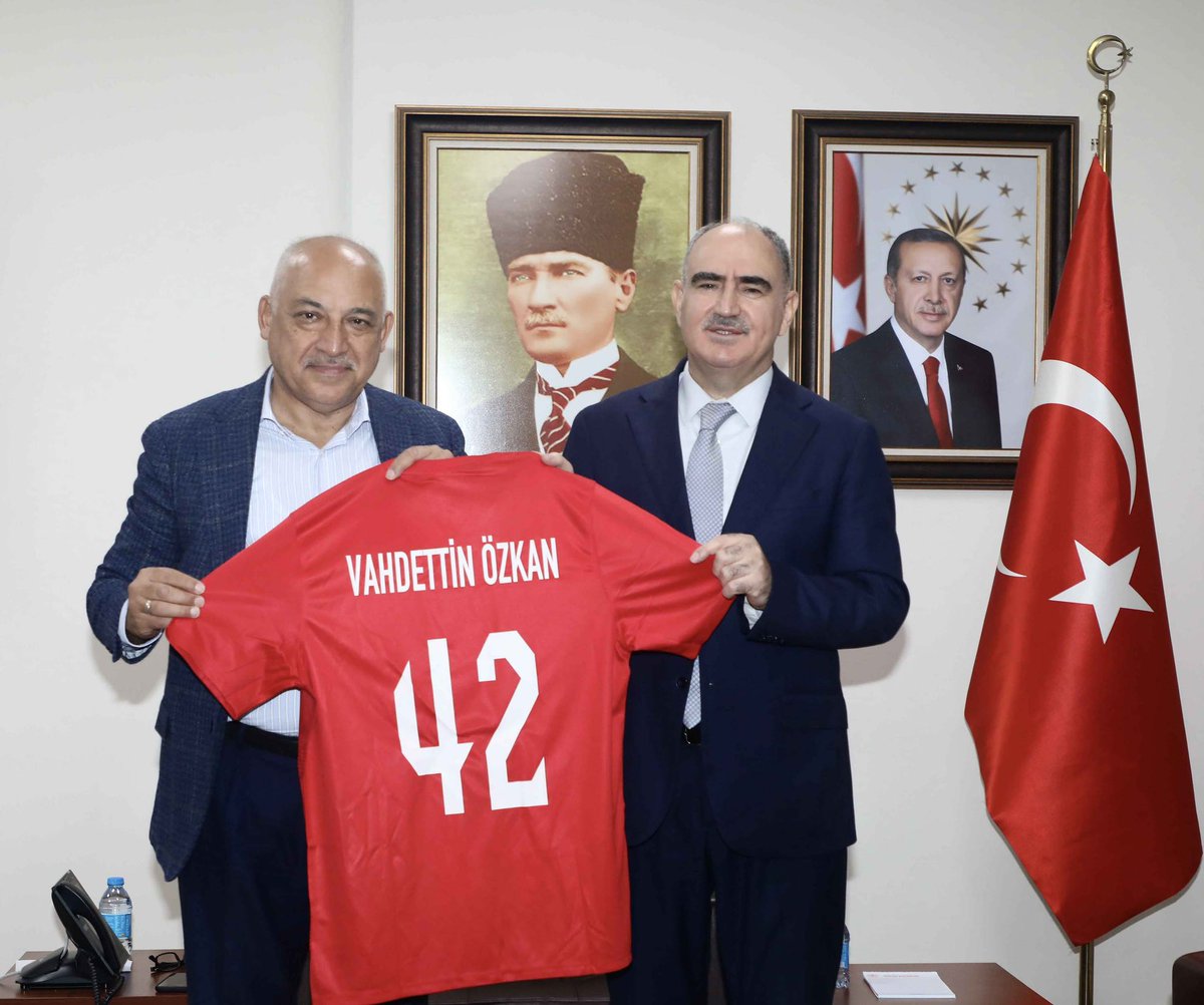 “2023 Dünya Spor Başkenti” Konya Milli Maça Hazır konya.gov.tr/dunya-spor-bas…