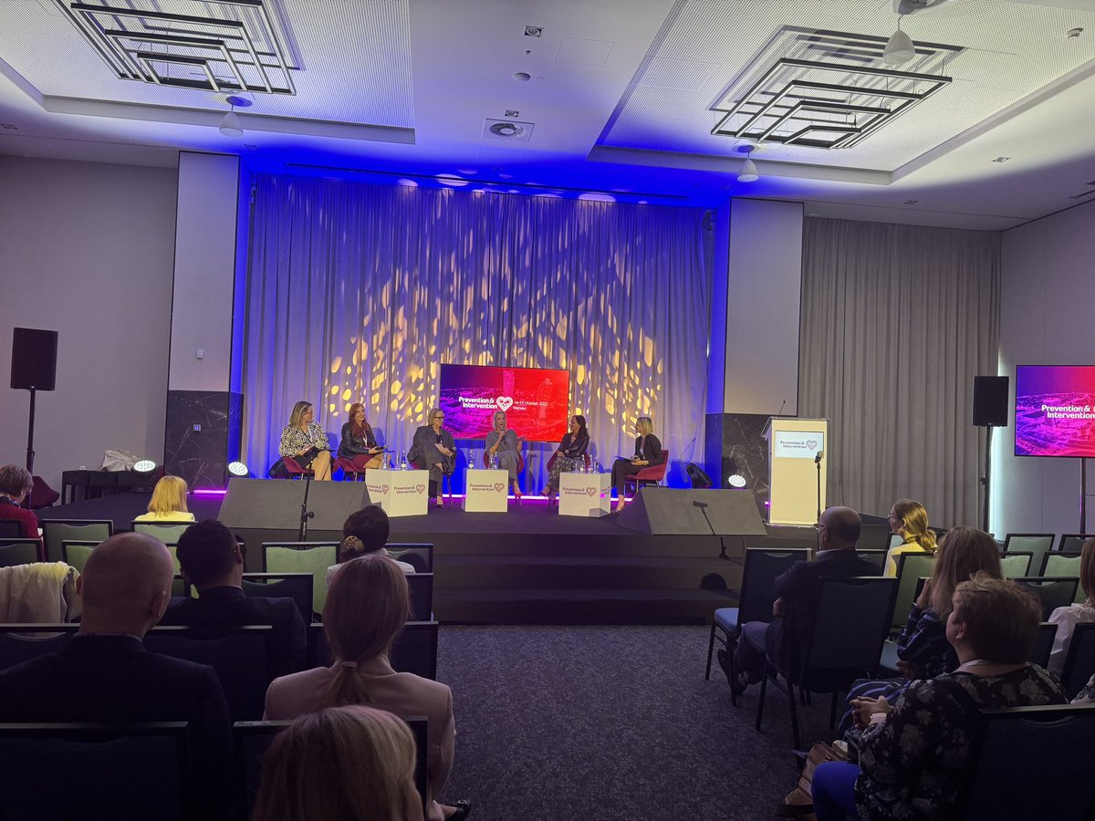Dr. Martha Gulati ♥️🫀❤️🩹🇨🇦 (@drmarthagulati) on Twitter photo Kicking off <a href="/CVPrevInterv/">CVPrevInterv</a> with this amazing panel of women! #cvprevinterv
Congratulations to the organizing committee on bring us all together! Together we change the world!
<a href="/Marta33717088/">Marta Kaluzna-Oleksy</a> <a href="/BartoszHudzik/">Bartosz Hudzik MD PhD FESC FACC</a> <a href="/HawranekMichal/">Michal Hawranek</a> <a href="/IzaUchmanowicz/">Prof. Izabella Uchmanowicz, RN, PhD,MBA,FESC, FHFA</a> Kicking off <a href="/CVPrevInterv/">CVPrevInterv</a> with this amazing panel of women! #cvprevinterv
Congratulations to the organizing committee on bring us all together! Together we change the world!
<a href="/Marta33717088/">Marta Kaluzna-Oleksy</a> <a href="/BartoszHudzik/">Bartosz Hudzik MD PhD FESC FACC</a> <a href="/HawranekMichal/">Michal Hawranek</a> <a href="/IzaUchmanowicz/">Prof. Izabella Uchmanowicz, RN, PhD,MBA,FESC, FHFA</a>