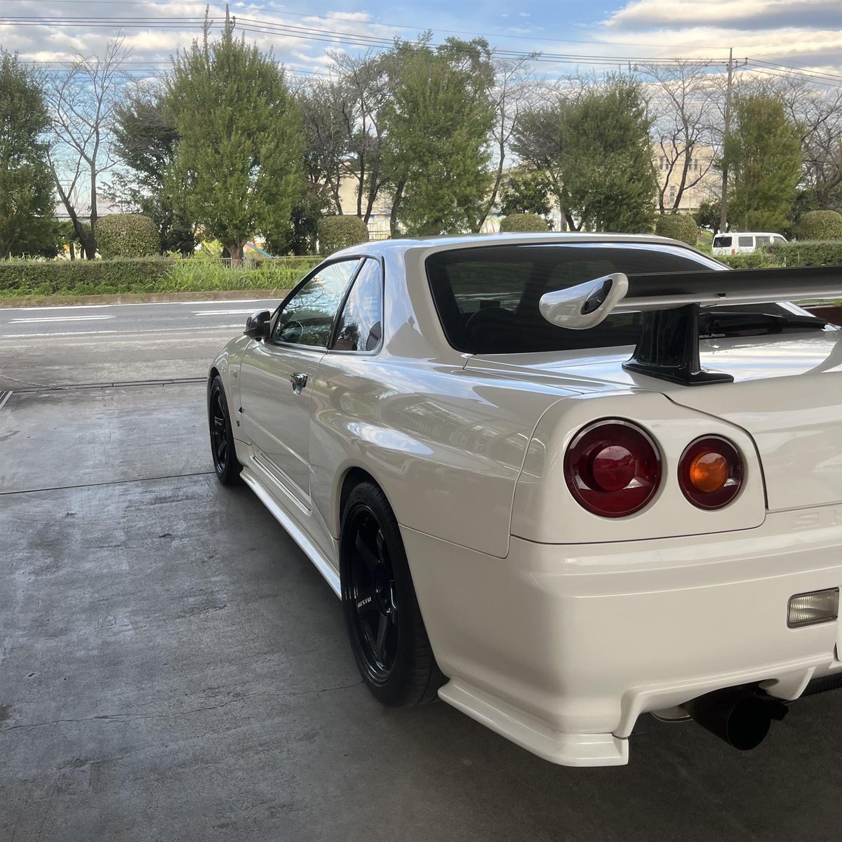 a2m_security's tweet photo. BNR34が12ヶ月点検のためご入庫です!
NISMOのホイールがとってもかっこいいです!
また点検時期になりましたら連絡致します。
#NOSMO #BNR34 #スポーツカー https://t.co/Qfbd5vQVUe