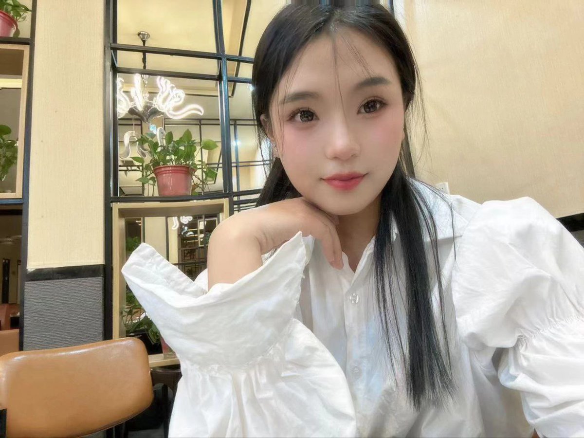 VinceSuperman's tweet photo. KM084 
嫩妹 只上门 
22岁168 50 b
配合度高 动作都能接受 女朋友感觉
8/1 15/2 https://t.co/UdKFbWgszM