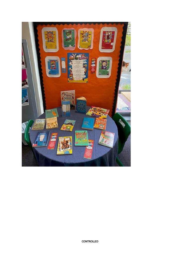DerbyshireLibs's tweet photo. Heanor Library has been celebrating the joy of children's poetry. Please pop in and check out some poems this weekend from their fab display. #HeanorLibrary #ChildrensPoetry#TheReadingAgency https://t.co/FIJPgsZStm