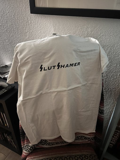 My only T-shirt from now on https://t.co/oasOapgymi